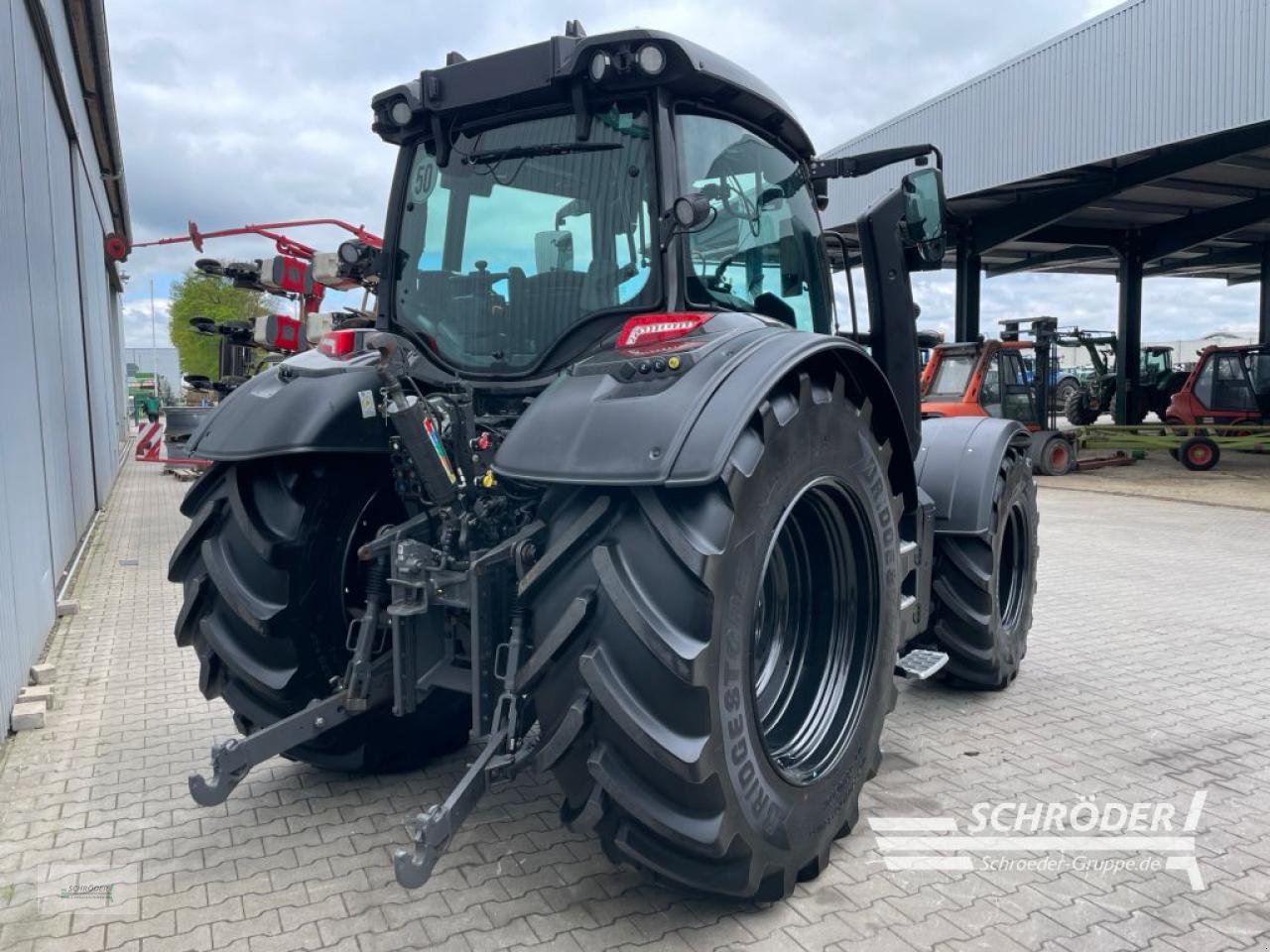 Traktor Türe ait Valtra N 175 A | RÜFA, Gebrauchtmaschine içinde Wildeshausen (resim 13)